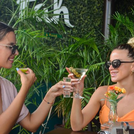 Siesta Fiesta Hotel Adults Only - 5Th Avenue Playa del Carmen Eksteriør billede