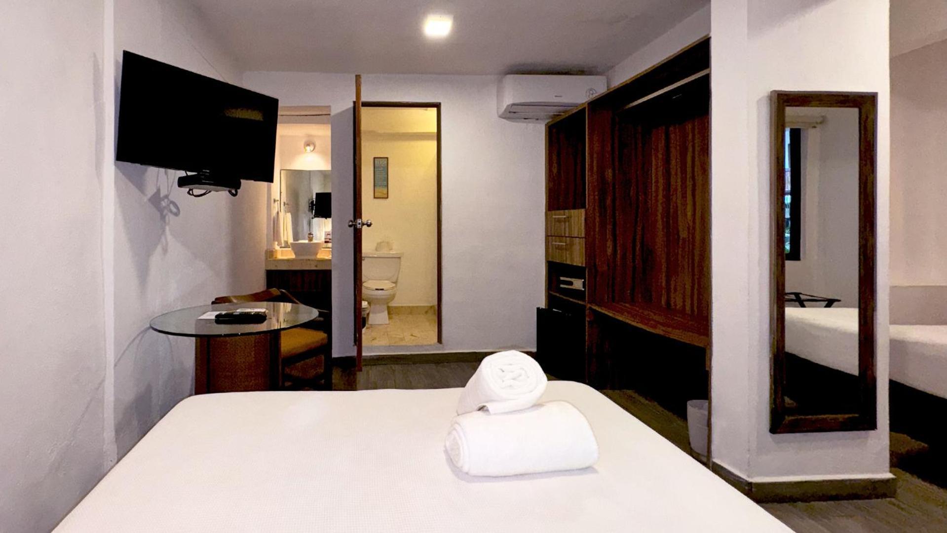 Siesta Fiesta Hotel Adults Only - 5Th Avenue Playa del Carmen Værelse billede