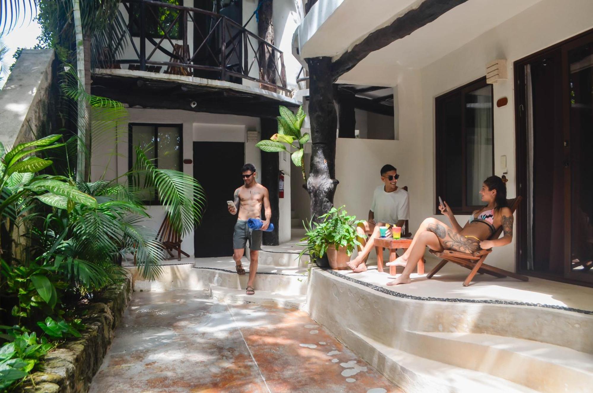 Siesta Fiesta Hotel Adults Only - 5Th Avenue Playa del Carmen Eksteriør billede
